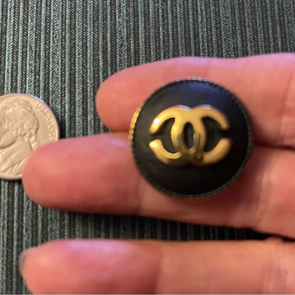 Vintage Chanel button gold and black